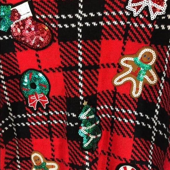 Forever 21 Christmas Sweater fits small - Picture 3 of 3